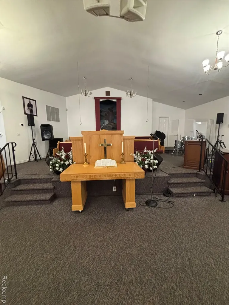 1258 E Humphrey Avenue Genesee Charter Township MI 48505