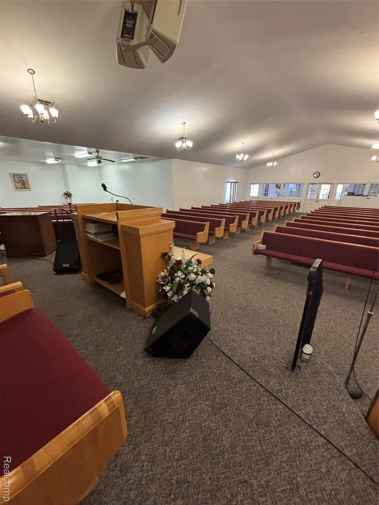 1258 E Humphrey Avenue Genesee Charter Township MI 48505