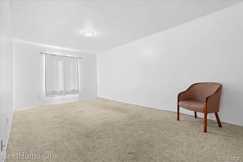 1763 Henbert Road West Bloomfield Charter Township MI 48324