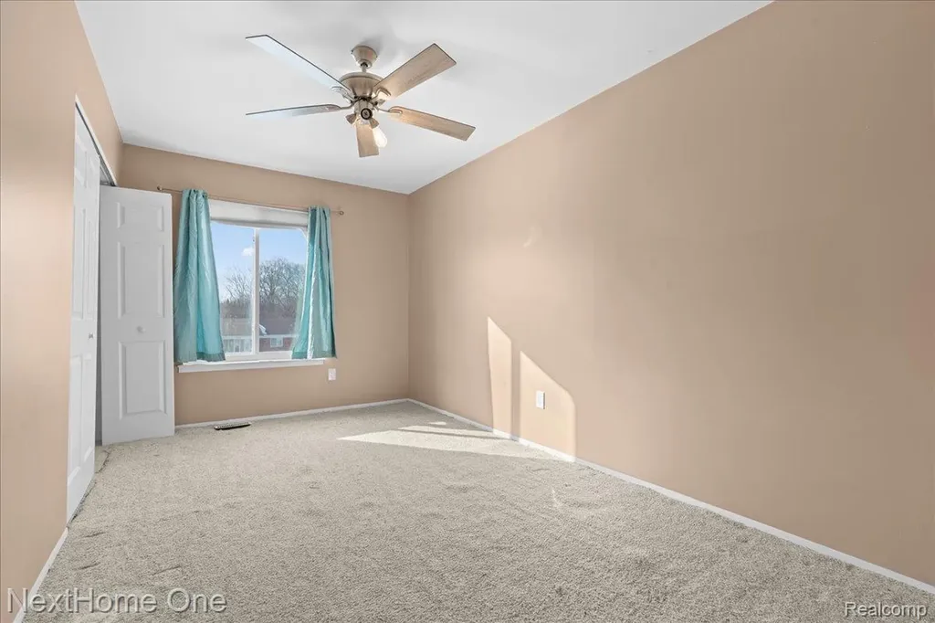 1763 Henbert Road West Bloomfield Charter Township MI 48324