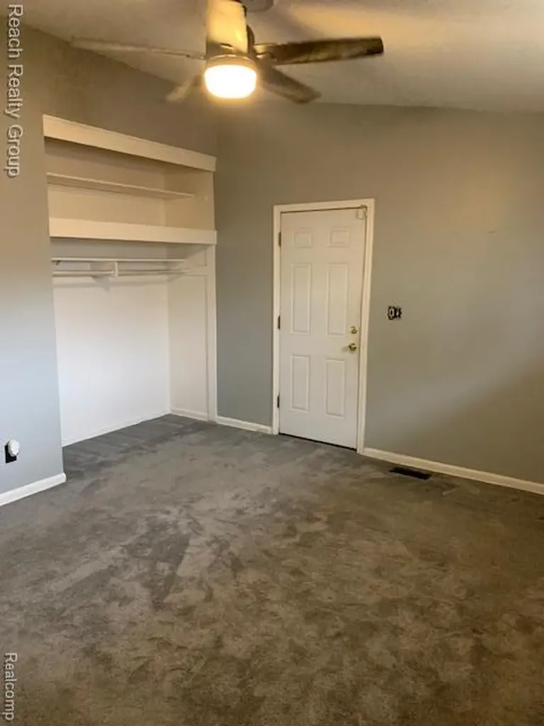 20196 Mcintyre Street Detroit City MI 48219