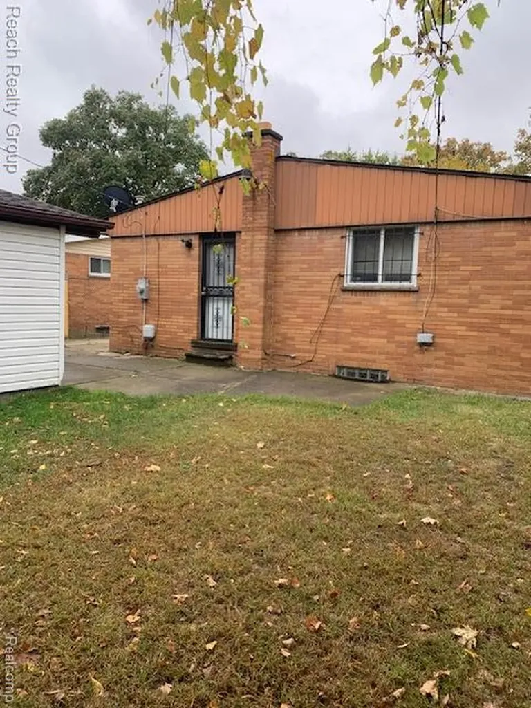 20196 Mcintyre Street Detroit City MI 48219