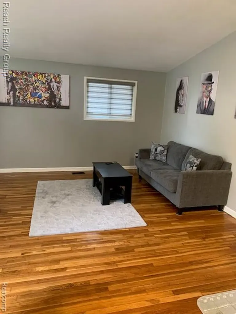 20196 Mcintyre Street Detroit City MI 48219
