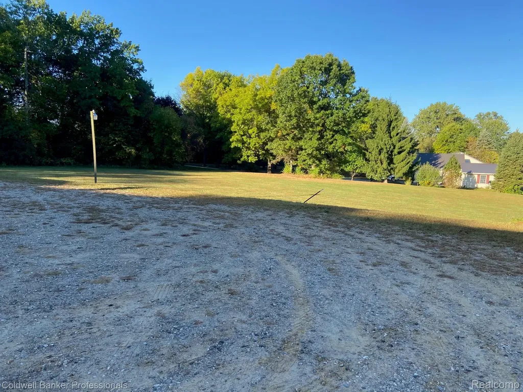 1284 Turrill Road Lapeer Township MI 48446