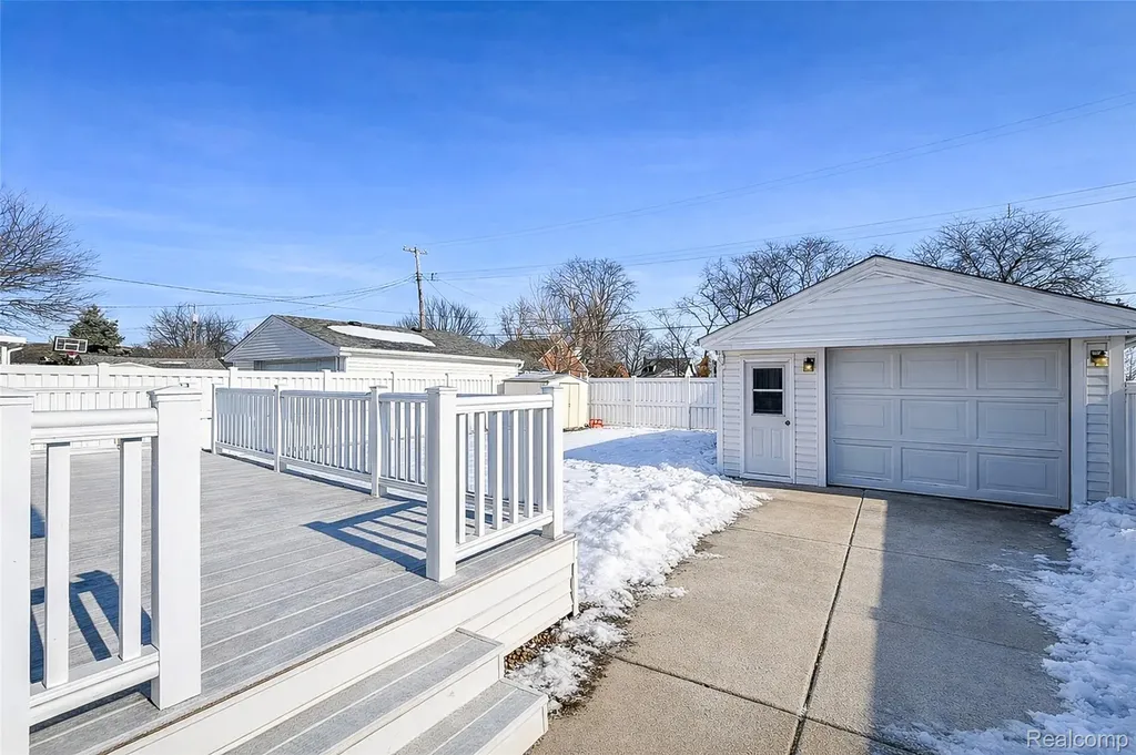 1459 22nd Street Wyandotte City MI 48192