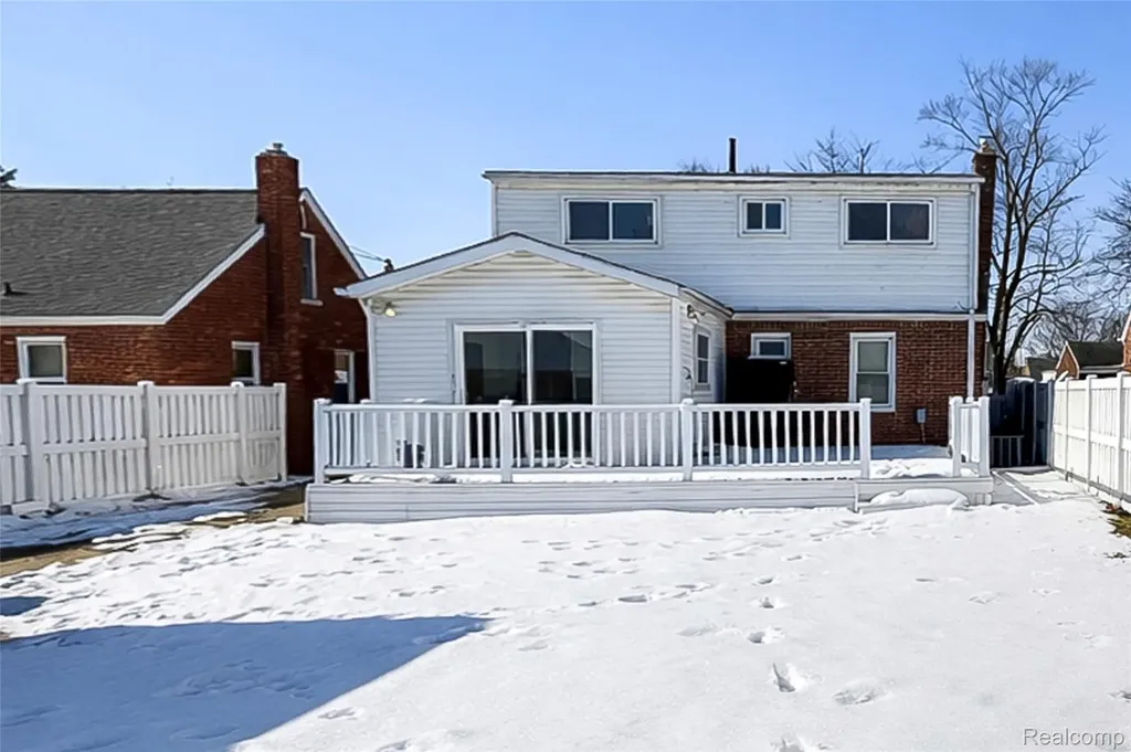 1459 22nd Street Wyandotte City MI 48192