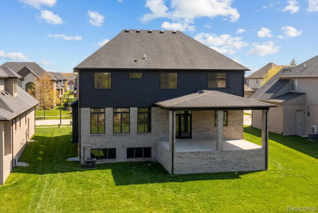 19840 Tranquility Drive Macomb Township MI 48042