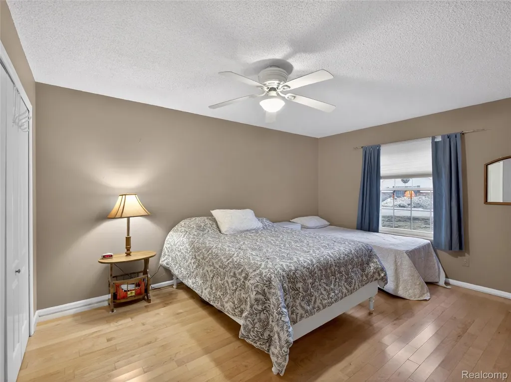 35652 Castlewood Court Westland City MI 48185