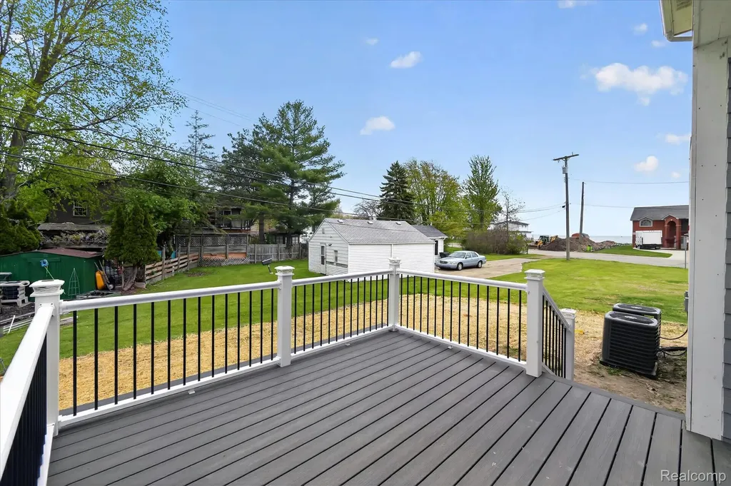 37235 Jefferson Avenue Harrison Charter Township MI 48045