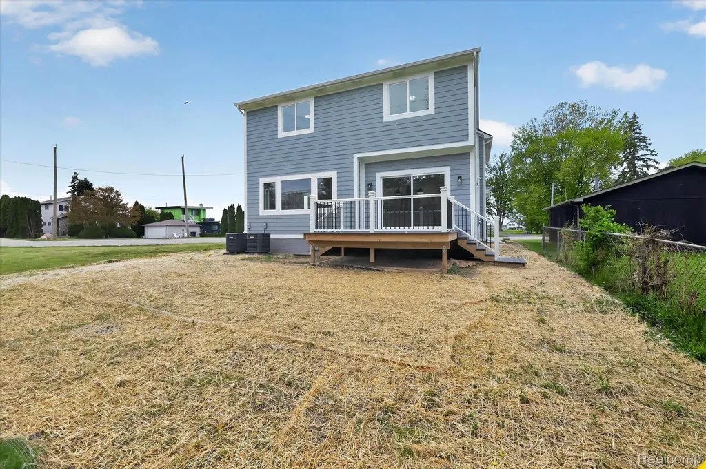 37235 Jefferson Avenue Harrison Charter Township MI 48045