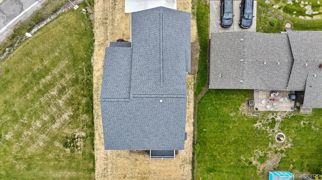 37235 Jefferson Avenue Harrison Charter Township MI 48045