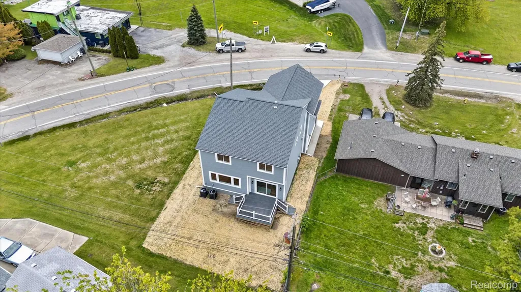 37235 Jefferson Avenue Harrison Charter Township MI 48045