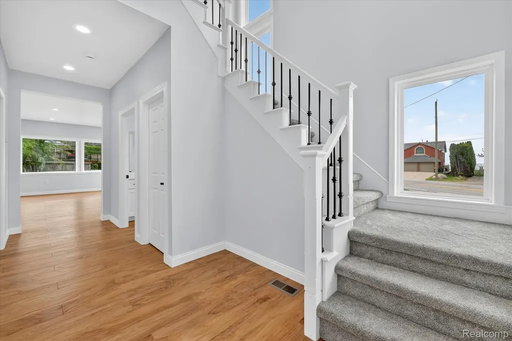 37235 Jefferson Avenue Harrison Charter Township MI 48045