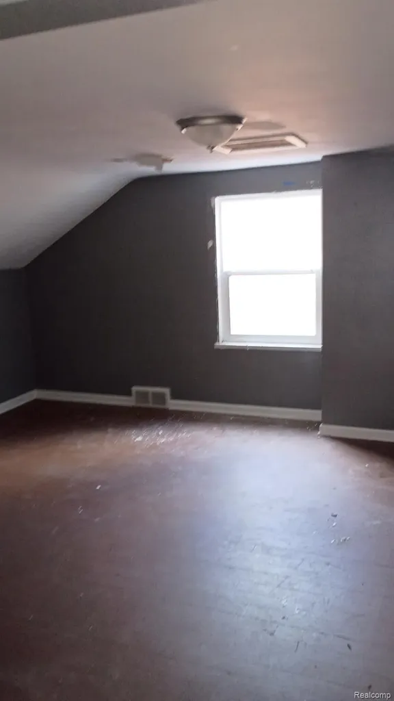 10109 Mckinney Street Detroit City MI 48224