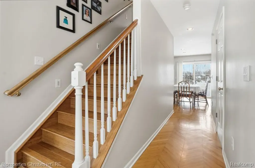 921 Kyle Court White Lake Charter Township MI 48383