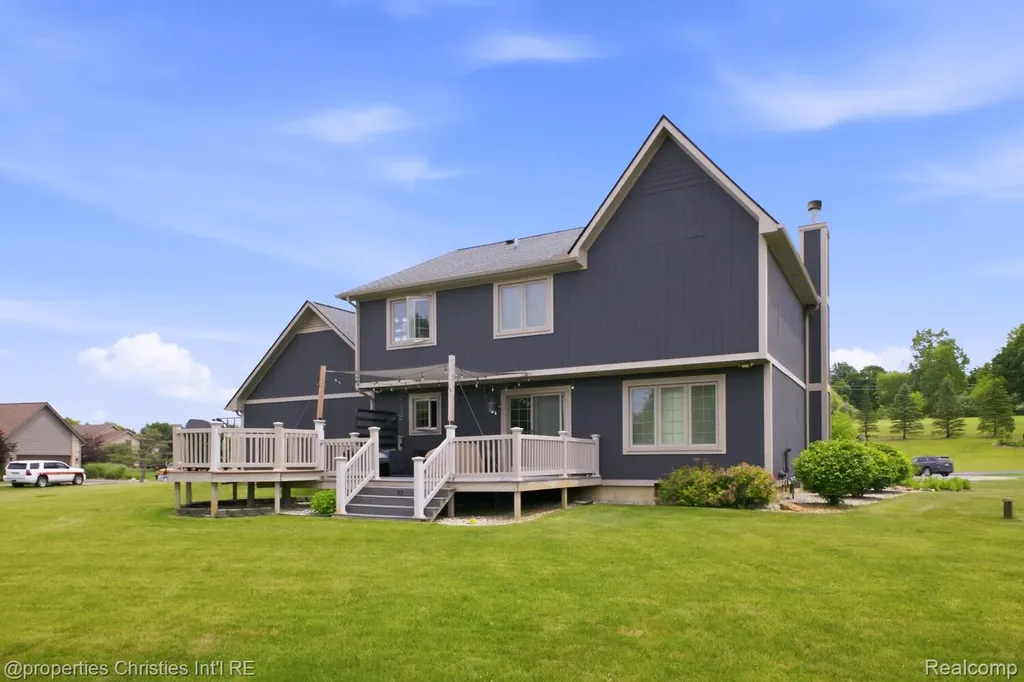 921 Kyle Court White Lake Charter Township MI 48383