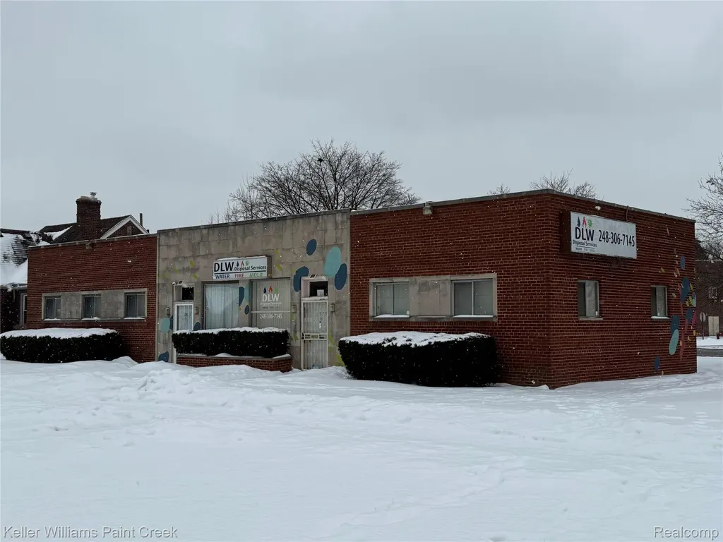 10575 Morang Drive Detroit City MI 48224