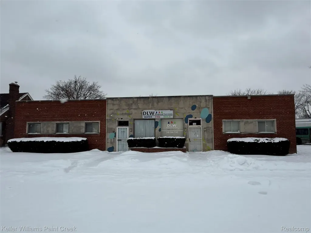 10575 Morang Drive Detroit City MI 48224