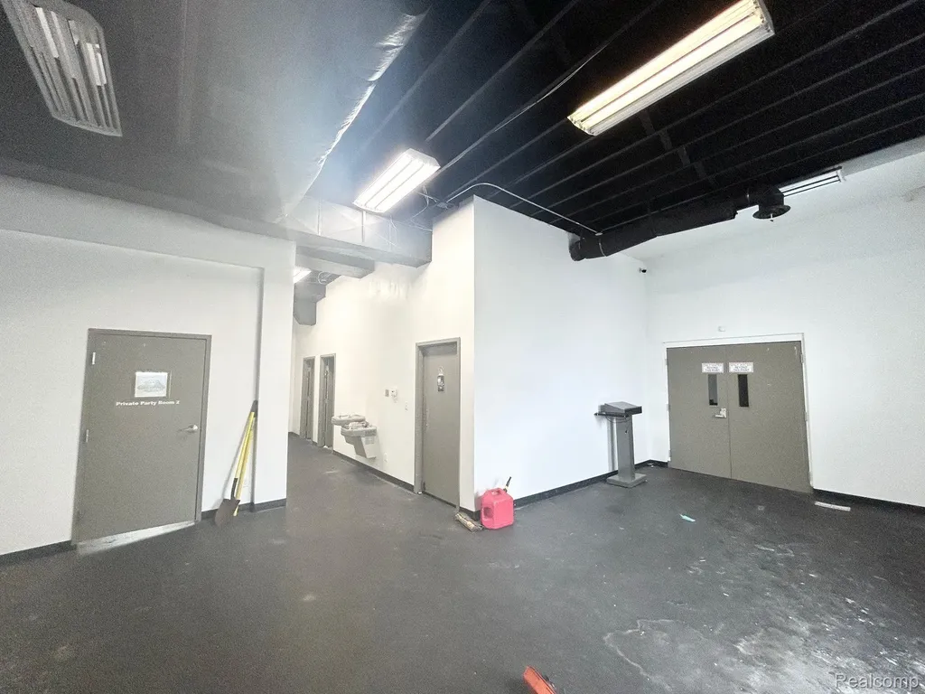 2632 Lippincott Boulevard Flint City MI 48507