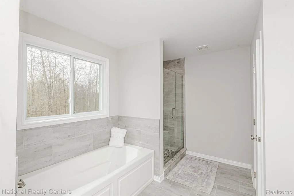 53212 Woodland Meadows Chesterfield Township MI 48047