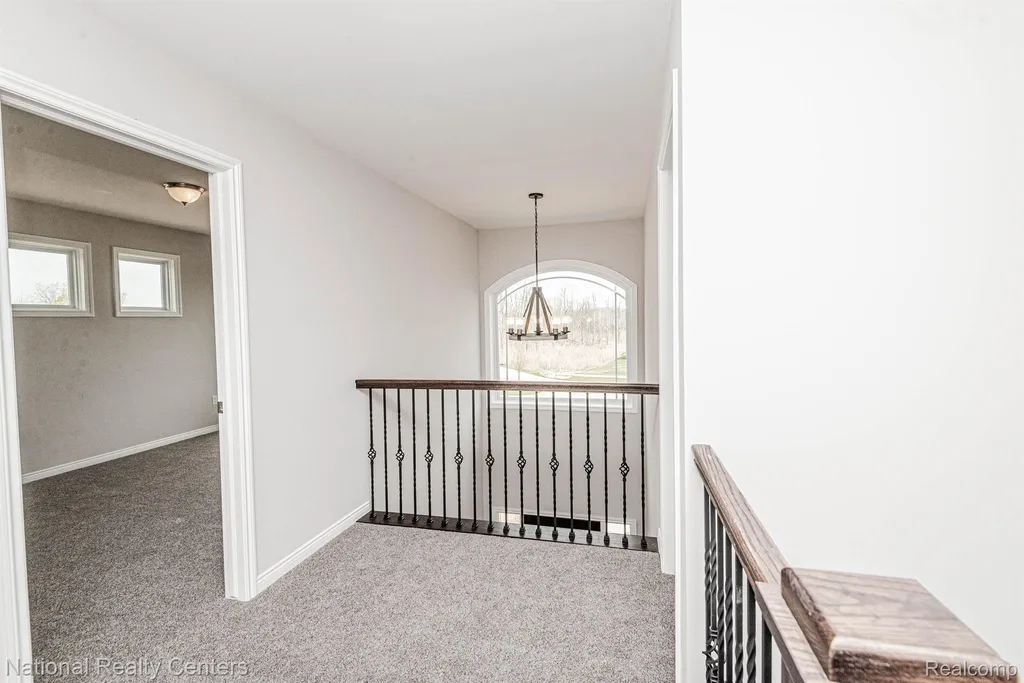 53212 Woodland Meadows Chesterfield Township MI 48047