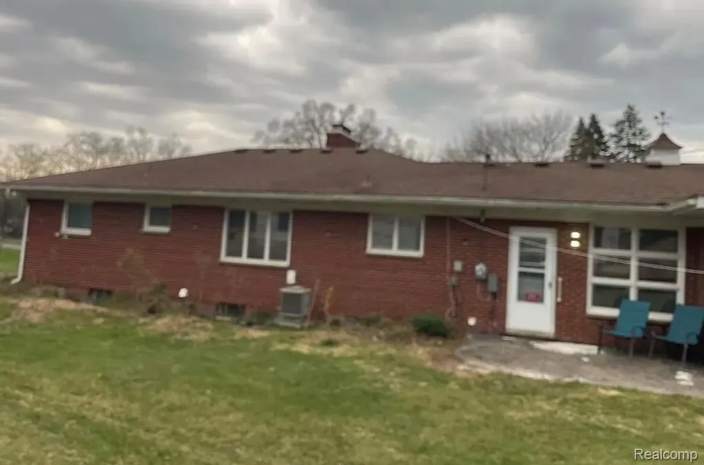 3443 Nichols Road Auburn Hills City MI 48326