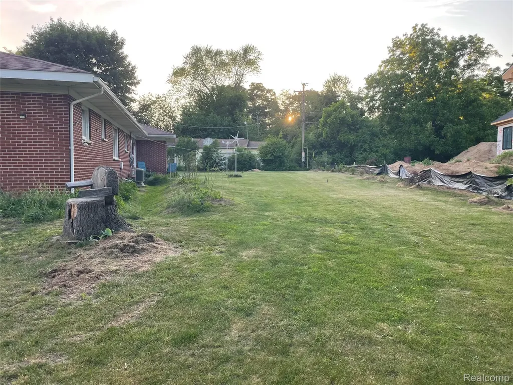 3443 Nichols Road Auburn Hills City MI 48326