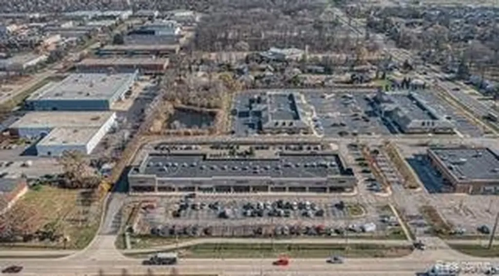 Undisclosed Crooks Rochester Hills City MI 48309