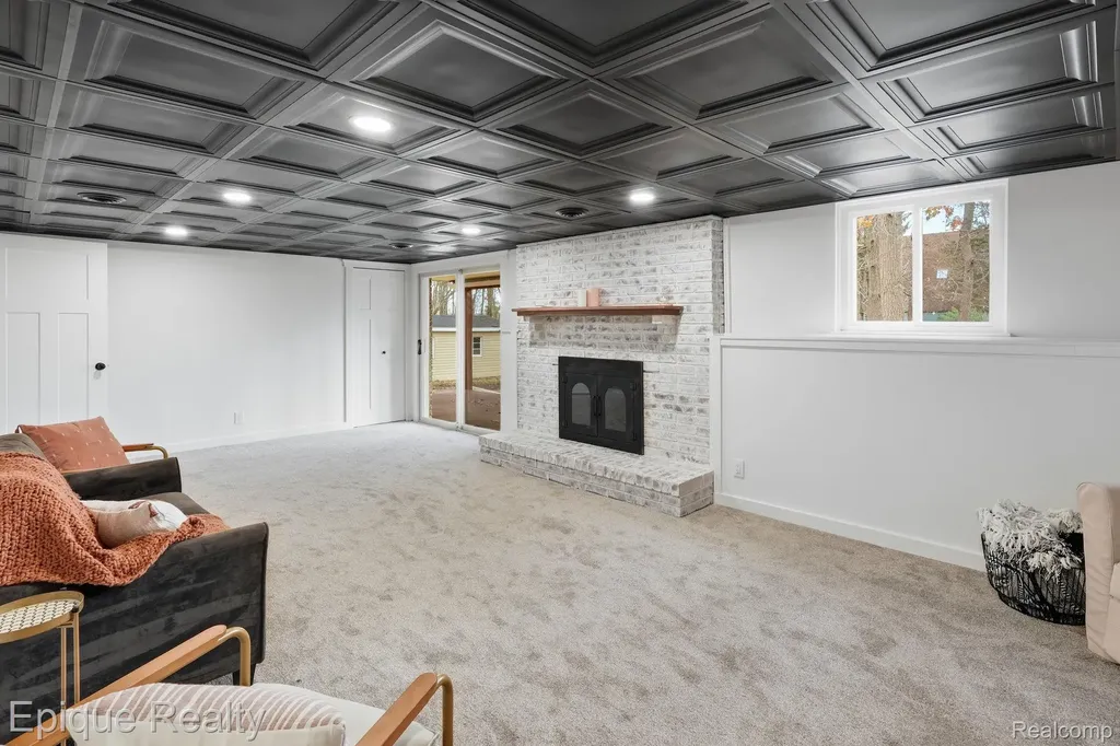 4563 Clifford Road Genoa Township MI 48116