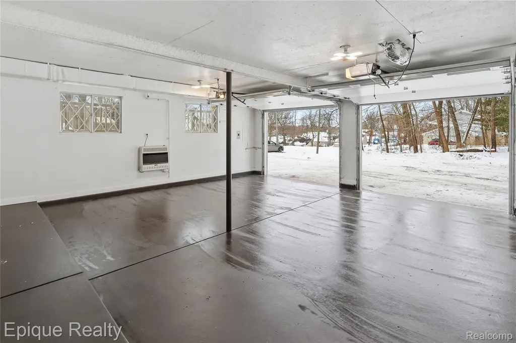 4563 Clifford Road Genoa Township MI 48116