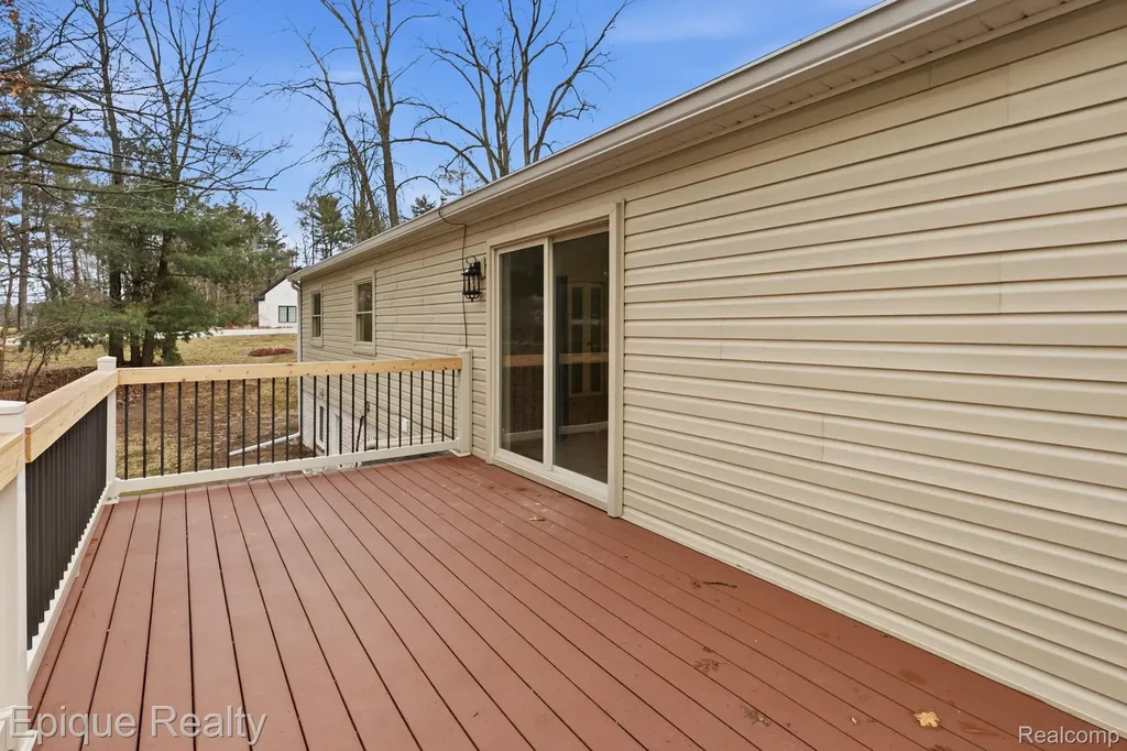 4563 Clifford Road Genoa Township MI 48116