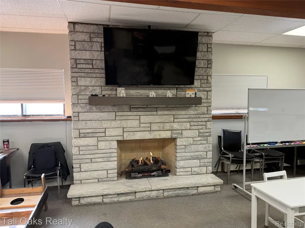 5046 Davison Road Burton City MI 48509