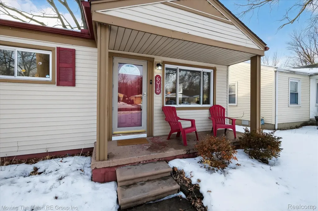 6015 Wilmer Street Westland City MI 48185