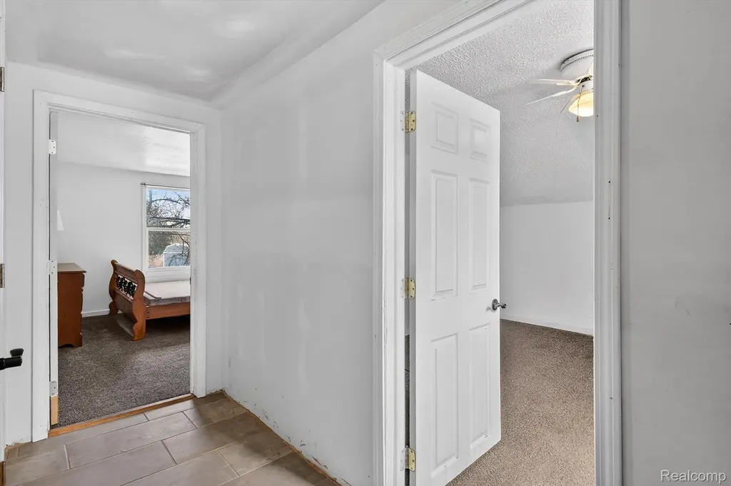 13574 Fairview Court Van Buren Charter Township MI 48111