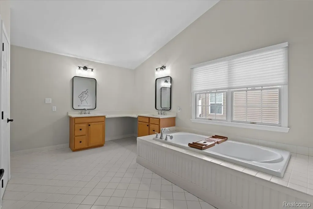 1174 Horseshoe Drive South Lyon City MI 48178