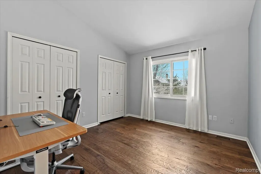 1174 Horseshoe Drive South Lyon City MI 48178