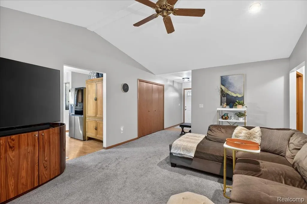 28720 Bingham Drive Chesterfield Township MI 48047