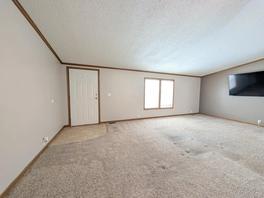 11413 Harbor Cove Fenton City MI 48430