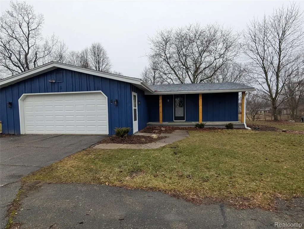6353 Perry Road Grand Blanc Charter Township MI 48439