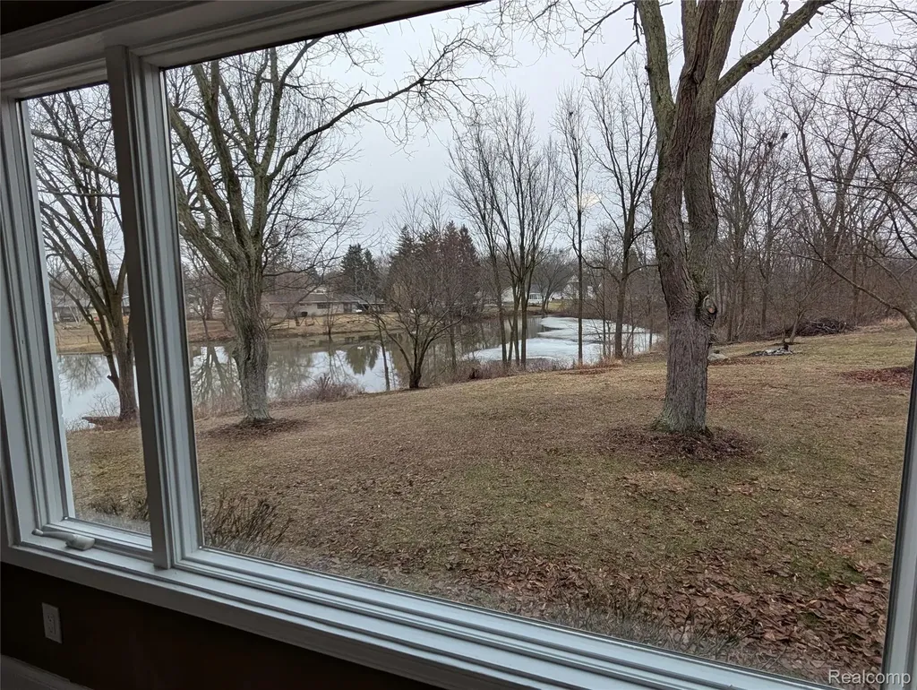6353 Perry Road Grand Blanc Charter Township MI 48439