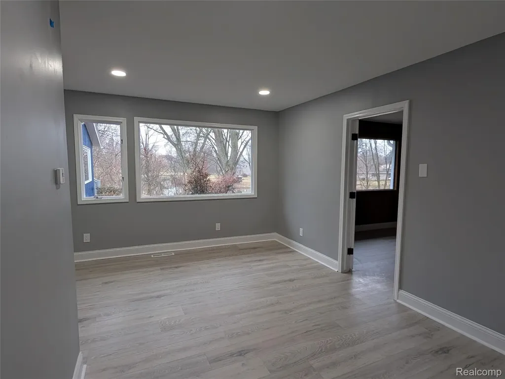 6353 Perry Road Grand Blanc Charter Township MI 48439