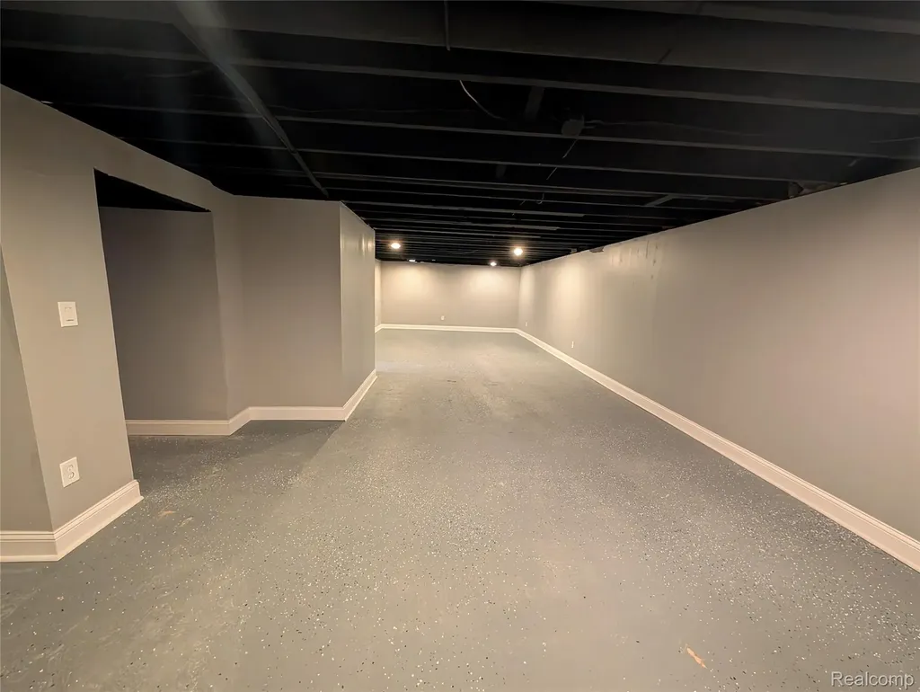6353 Perry Road Grand Blanc Charter Township MI 48439