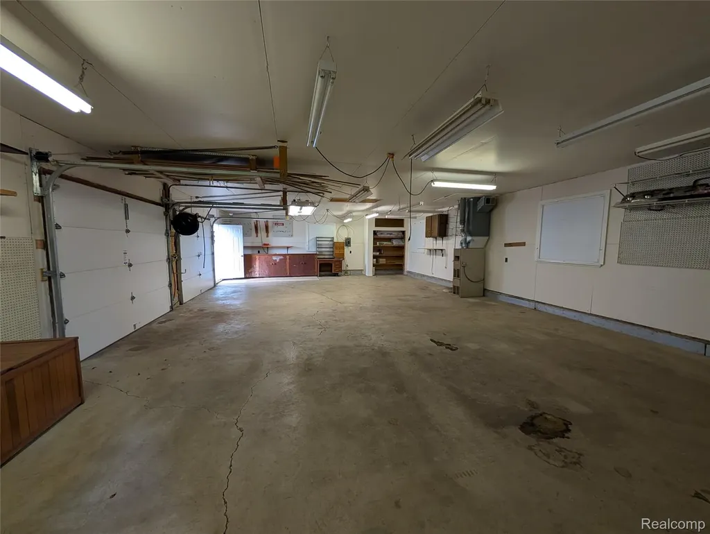 6353 Perry Road Grand Blanc Charter Township MI 48439