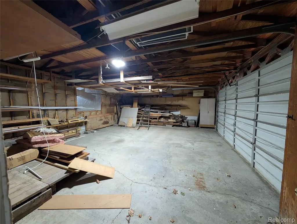 6353 Perry Road Grand Blanc Charter Township MI 48439