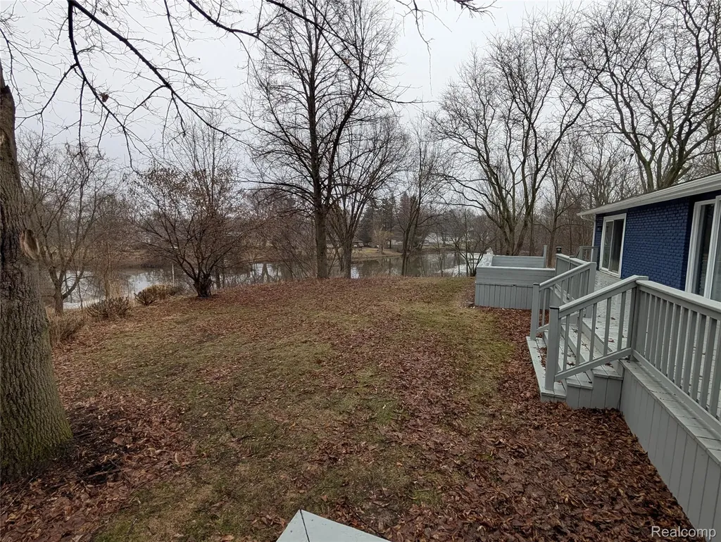 6353 Perry Road Grand Blanc Charter Township MI 48439