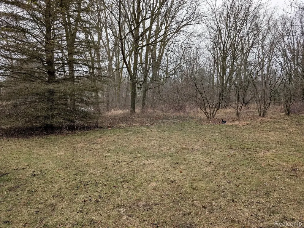 6353 Perry Road Grand Blanc Charter Township MI 48439