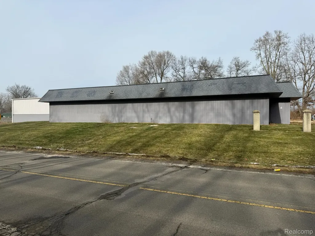 5012 Page Avenue Leoni Township MI 49201