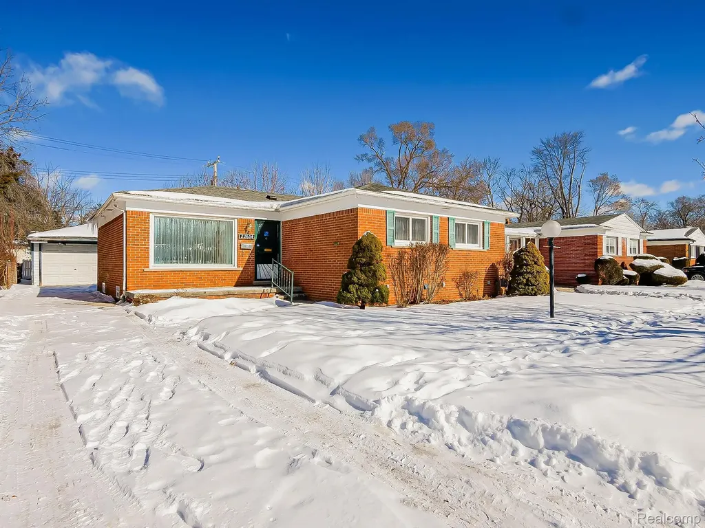 22604 Fargo Street Detroit City MI 48219