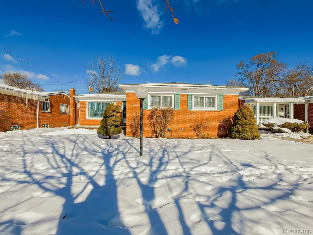 22604 Fargo Street Detroit City MI 48219