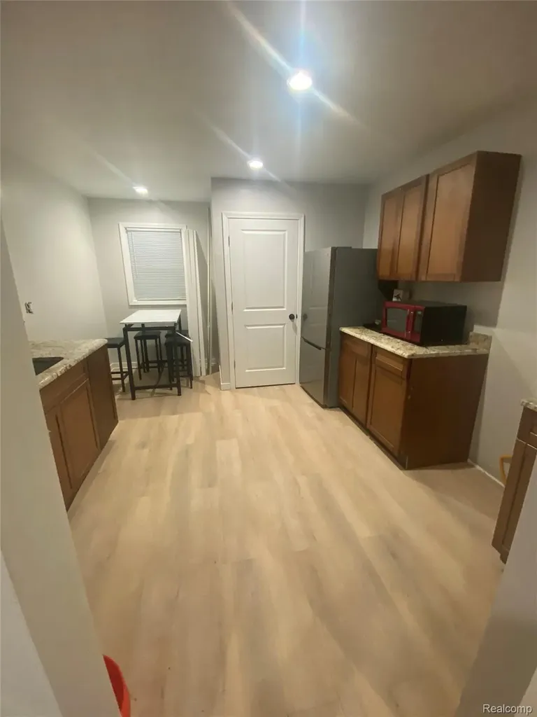 5594 Greenway Street Detroit City MI 48204